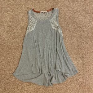 Women’s grey tank top